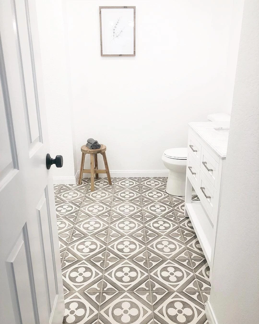 Chateau 12-in X 12-in Fiore Deco Tile In Canvas And Smoke (9.8 SqFt/Ctn) 1 Chateau 12-in X 12-in Fiore Deco Tile In Canvas And Smoke (9.8 SqFt/Ctn)