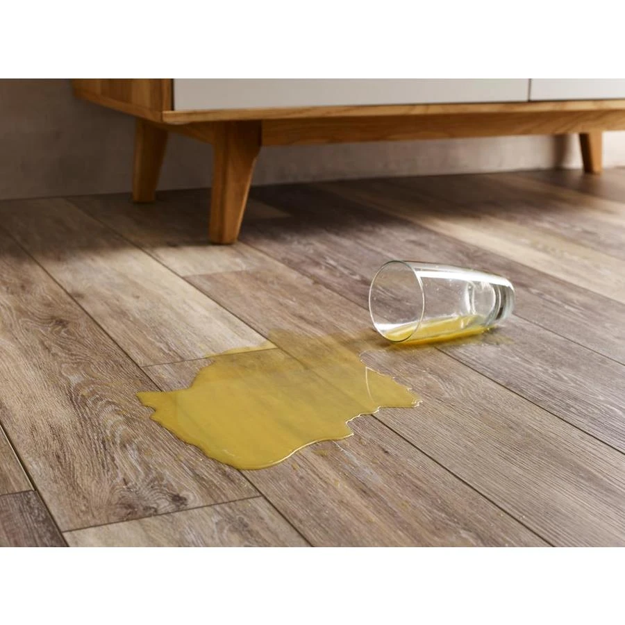 SMARTCORE Ultra 8-Piece 5.91-in X 48.03-in Woodford Oak Luxury Vinyl Plank Flooring 5 SMARTCORE Ultra 8-Piece 5.91-in X 48.03-in Woodford Oak Luxury Vinyl Plank Flooring - Image 5