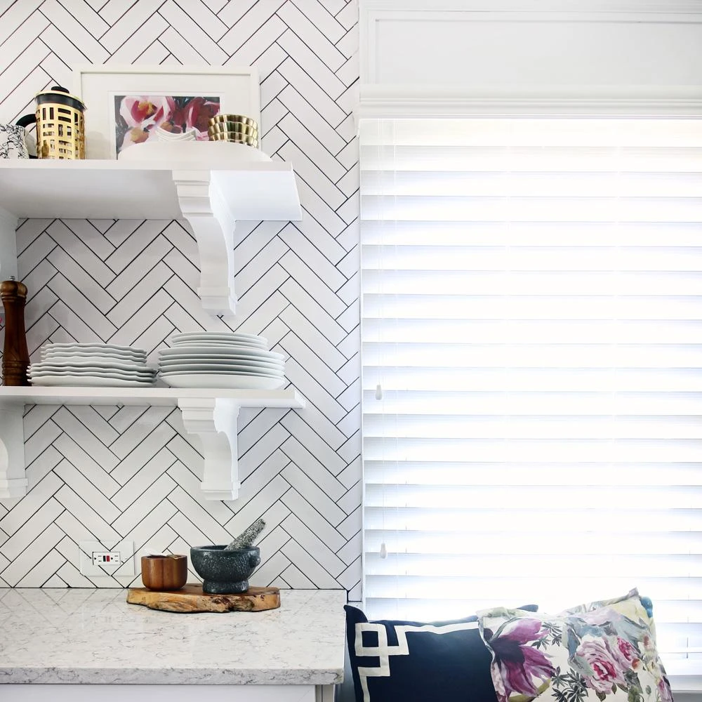 Merola Tile Metro Soho Glossy White 1-3/4 In. X 7-3/4 In. Porcelain Floor And Wall Subway Tile (1 Sq. Ft. / Pack) 2 Merola Tile Metro Soho Glossy White 1-3/4 In. X 7-3/4 In. Porcelain Floor And Wall Subway Tile (1 Sq. Ft. / Pack) - Image 2