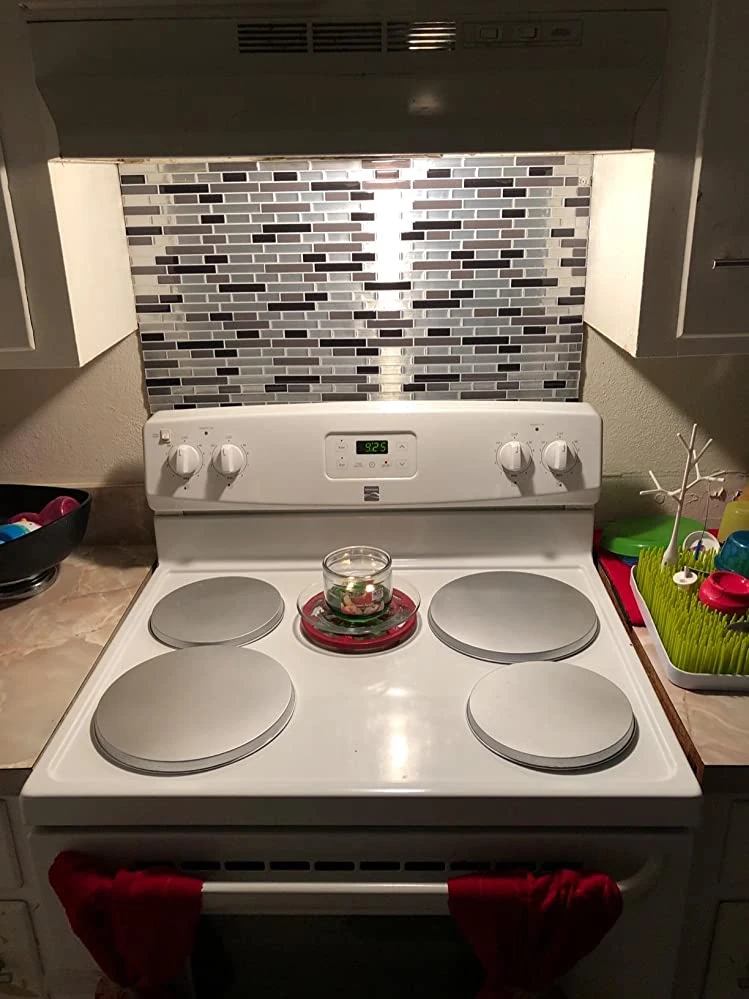 Crystiles Black, Deep Grey And Brushed Silver 12 In. X 12 In. Peel And Stick Vinyl Wall Tile Backsplash, "Pro" Series Thicker Version (4-Pack) 4 Crystiles Black, Deep Grey And Brushed Silver 12 In. X 12 In. Peel And Stick Vinyl Wall Tile Backsplash, "Pro" Series Thicker Version (4-Pack) - Image 4