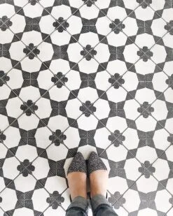 Enchante 8-in X 8-in Decorative Field Tile In Moderno (11.61 SqFt/Ctn) -Floor Promotion Store c879846c 906e 4595 b8a3 fc2abde4c614 1.4943e601636e329bcb2bef9da40f5c72 1800x1800